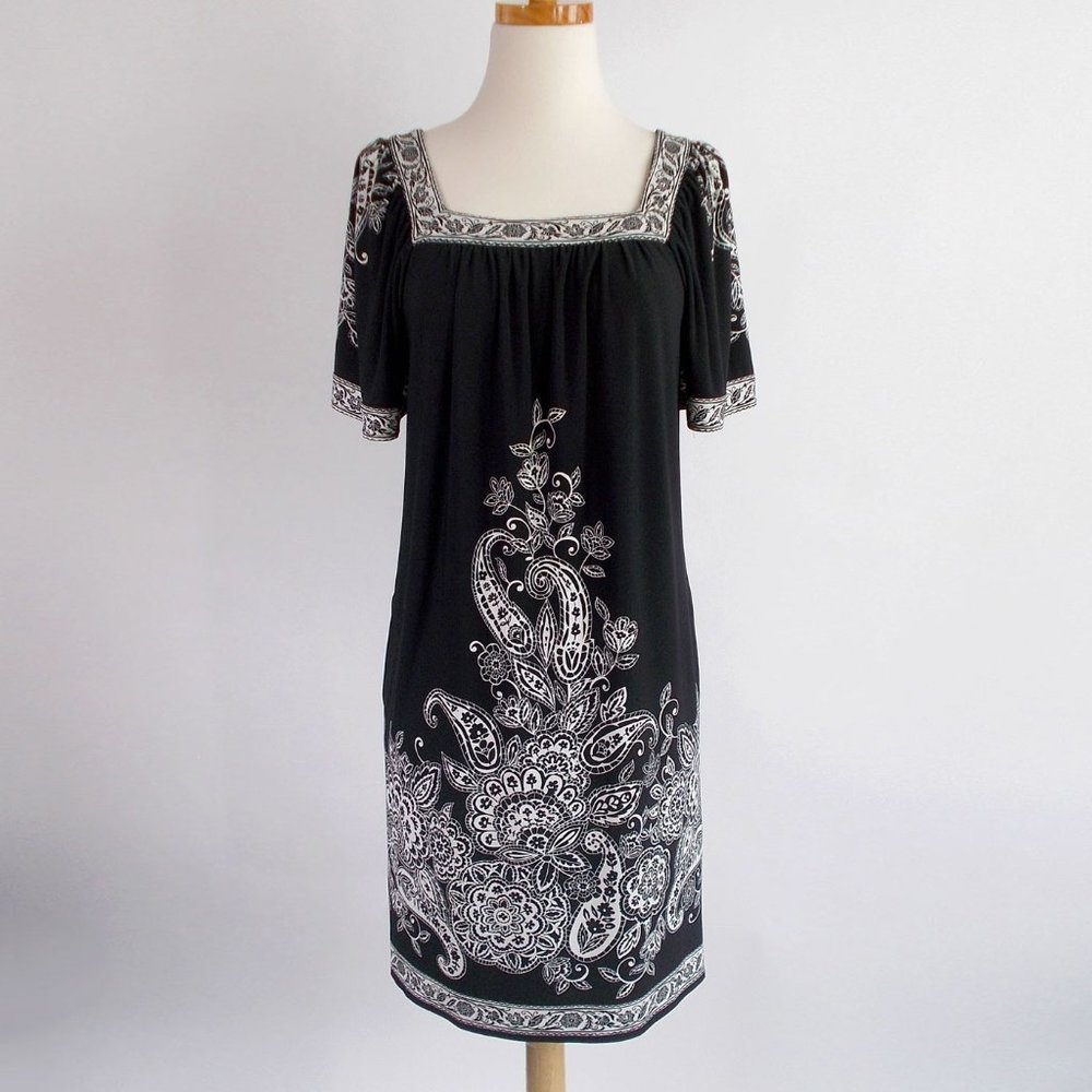 Dressbarn 8 Shift Dress Black White Stretch Jersey Pockets Paisley Floral EUC